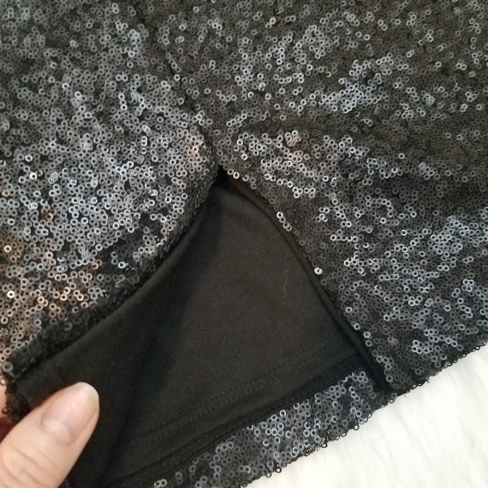 Halogen Sequin Knee Length~Size 2 - image 5